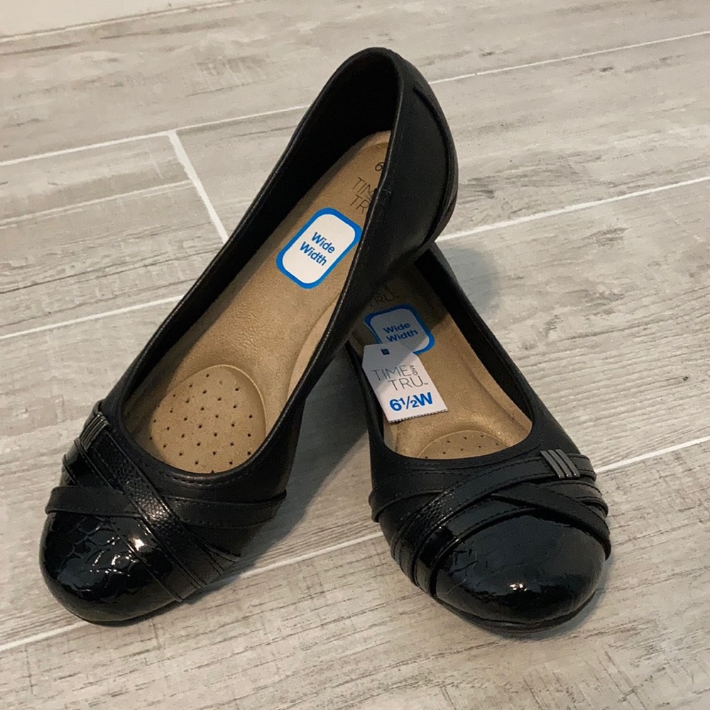 Brand New Black Flats